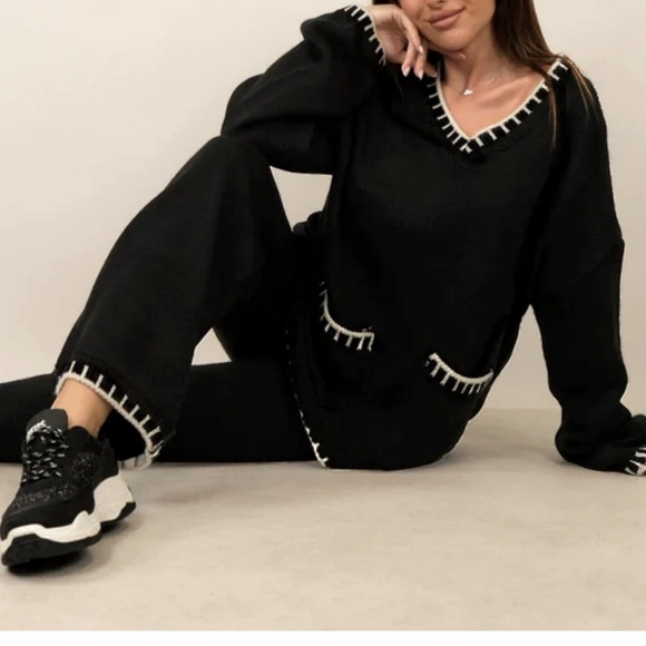 ShopEvelynne Pants - POSH LIVE FROM PARIS LISTING PANT SET